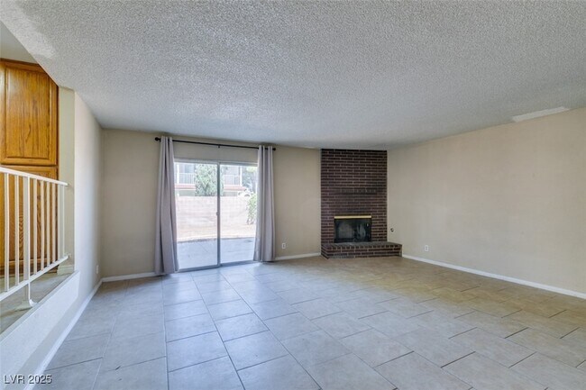 Building Photo - 5656 Maceta Ave