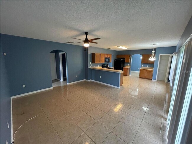 Building Photo - 526 Elbridge Pl