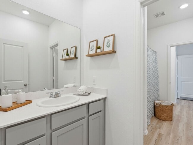 Building Photo - 2822 Paradise Rdg Wy