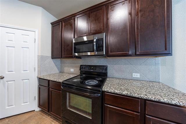 Building Photo - 1821 Abby Creek Dr