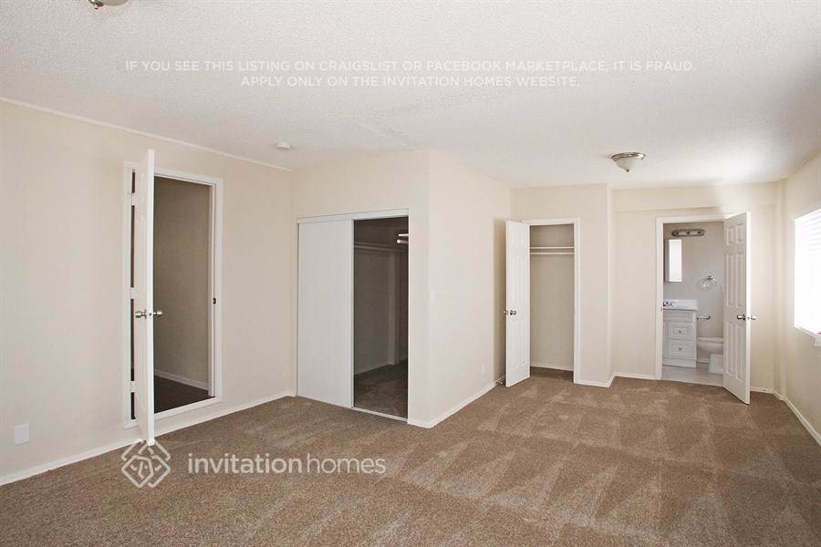 Building Photo - 311 E Cummings Ln