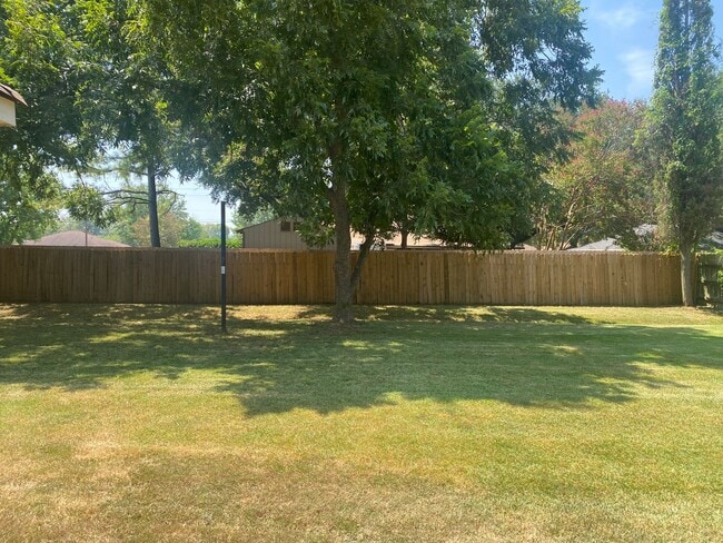 Building Photo - Brownlee Estates