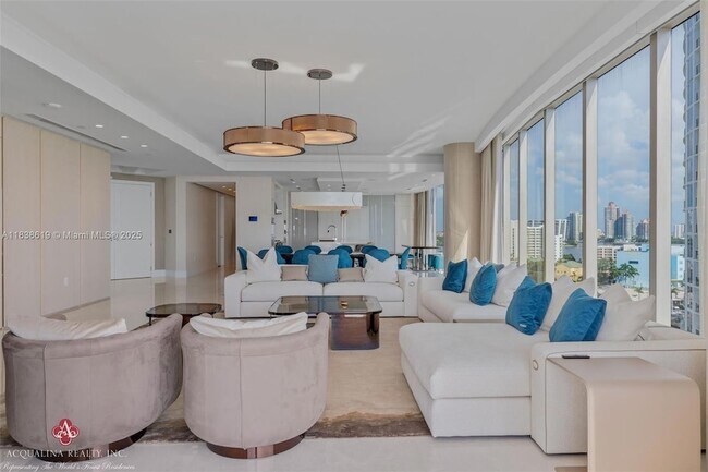 Building Photo - 17975 Collins Ave