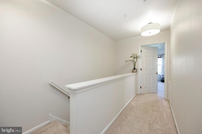 Building Photo - 605 Wentworth Dr