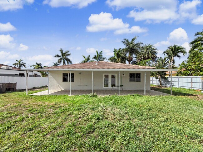 Building Photo - 13435 SW 257th Terrace