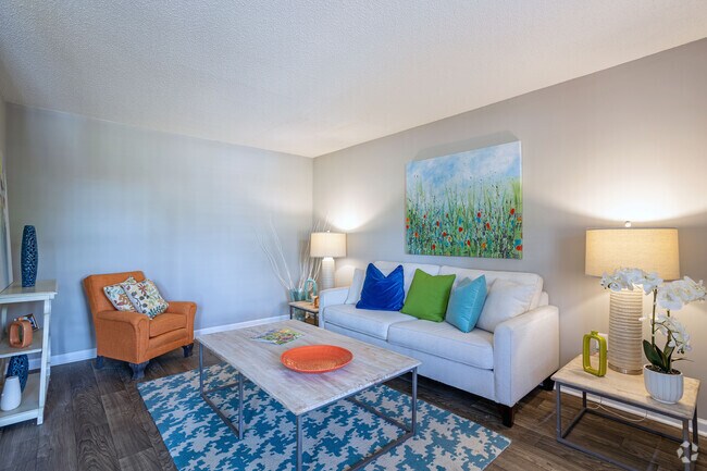 2BR, 1.5BA - Peppertree Apartments