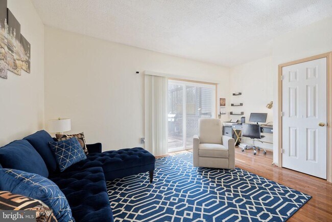 Building Photo - 7248 Stover Dr