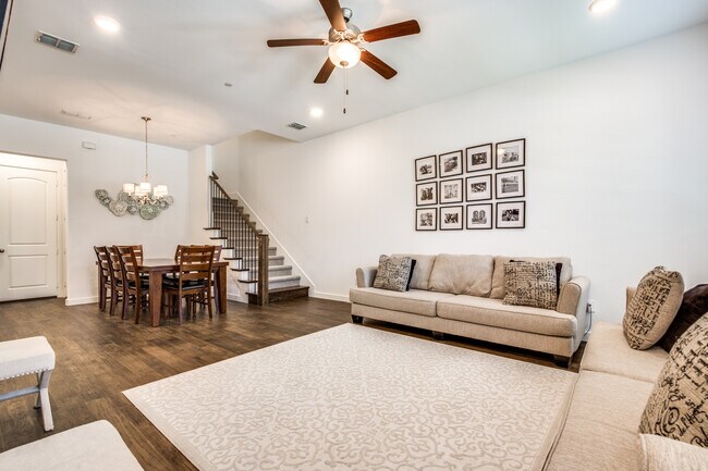 Building Photo - 7223 Switchgrass Rd