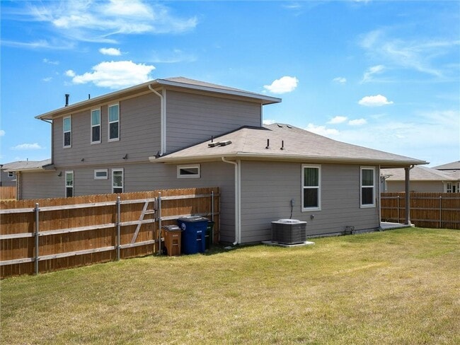 Building Photo - 14020 Neskar Dr