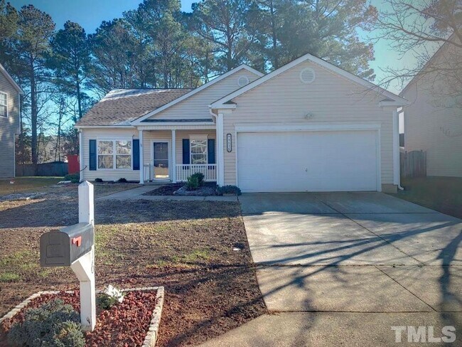 Building Photo - Charming 4 bedroom Ranch in Raleigh!