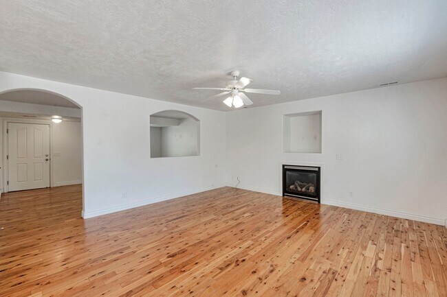 Building Photo - 503 N 850 W