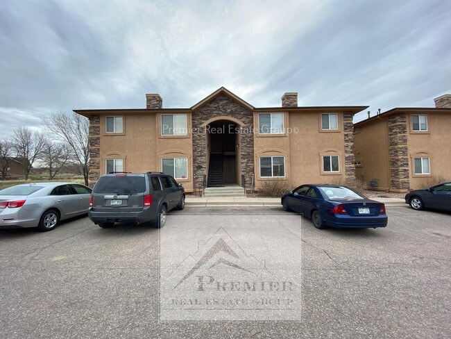 Building Photo - 9385 Trailside View