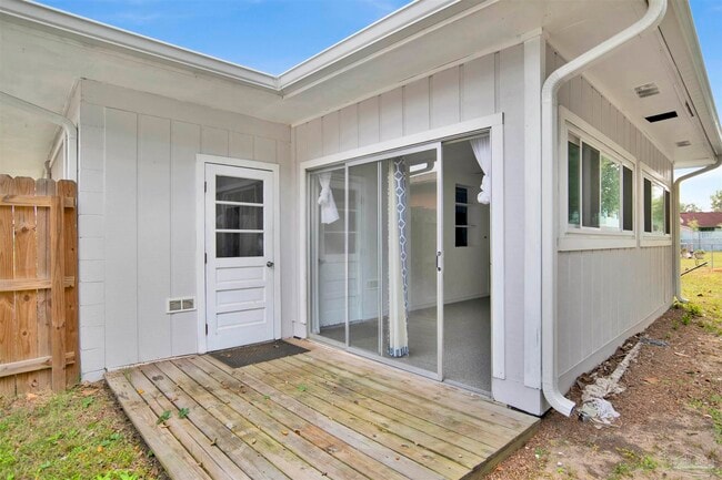 Building Photo - 51 Adkinson Dr