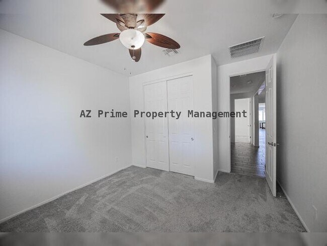 Building Photo - 7914 W Pueblo Ave