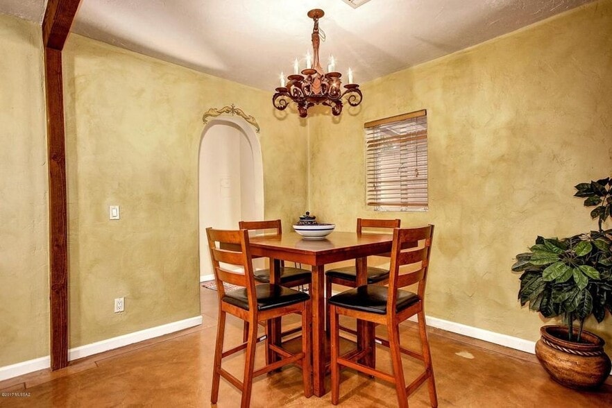 NOTE: Furniture not included. Rented unfurnished. - 2648 E Drachman St