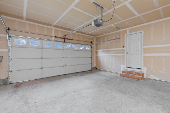 Building Photo - Stunning 3 bed, 2.5 bath home in desirable Bothell neighborhood