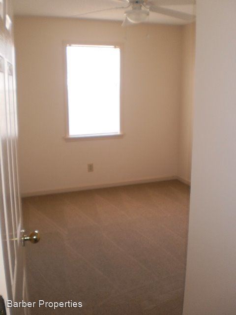 Building Photo - 3 br, 2.5 bath House - 208 Park Place