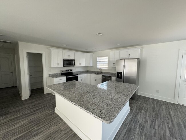 Building Photo - 2128 Middlebridge Ct