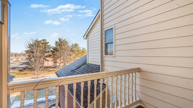 Building Photo - 45605 Graystone Ln