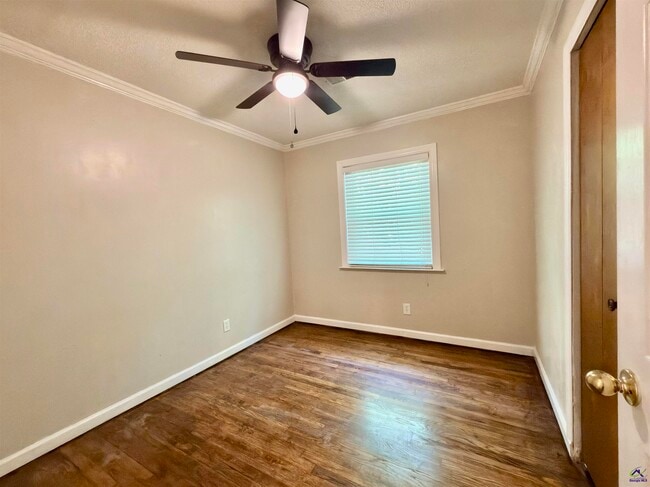 Building Photo - 111 Marilyn Dr