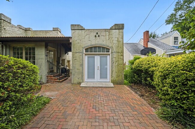 Building Photo - 2115 Claremont Ave