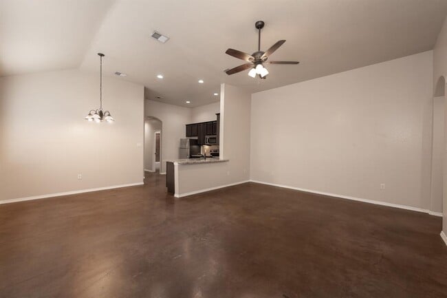 Building Photo - 448 Jack Rabbit Ln