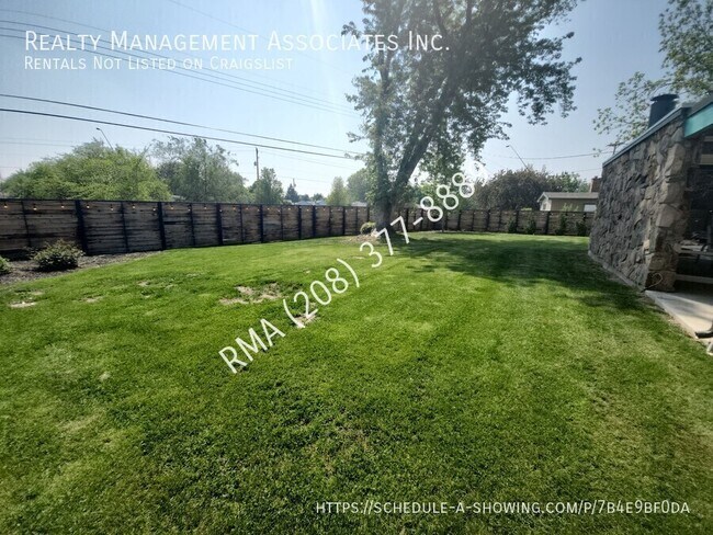 Building Photo - 37 Mesa Vista Dr