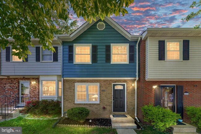 Building Photo - 14843 Emberdale Dr