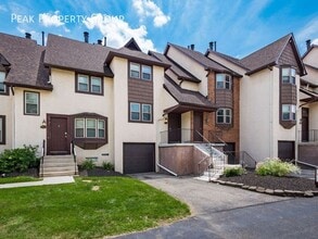 Building Photo - 2019 Queensgate Ln