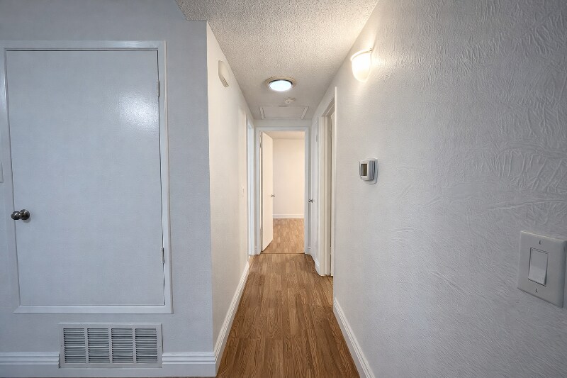 Building Photo - 8373 Wabash St