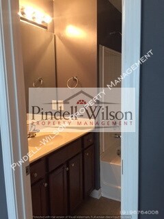 Building Photo - 6609 Clarksburg Pl