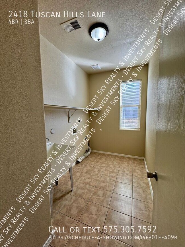 Building Photo - 2418 Tuscan Hills Ln