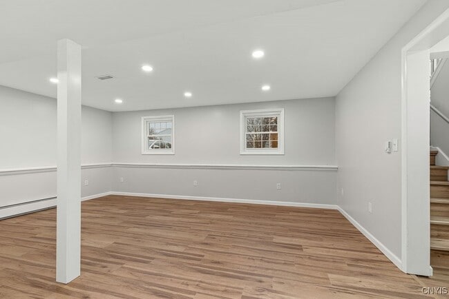 Building Photo - 7789 New Hope E