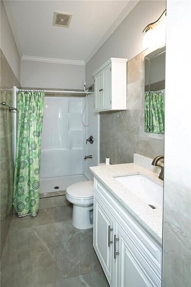 Building Photo - 5955 Weddington Dr