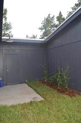 Building Photo - 1417 Highland Blvd