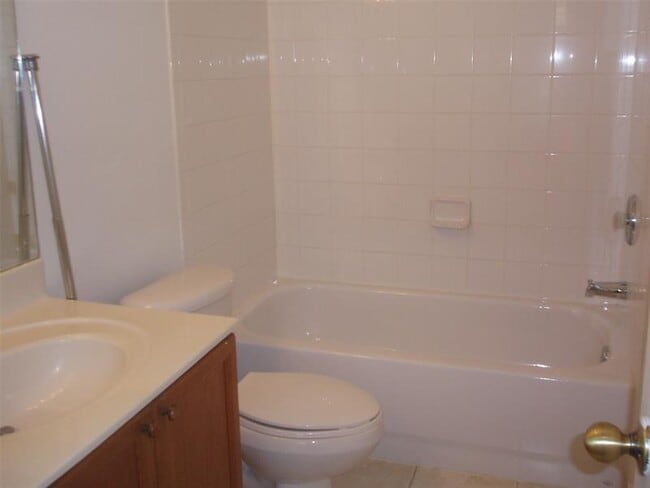 Building Photo - 3210 Merrick Terrace
