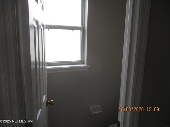 Building Photo - 3285 Avalon Dr