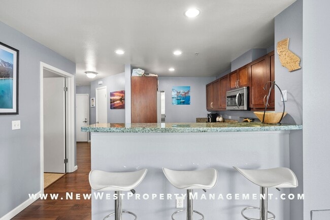 Building Photo - 530 K St