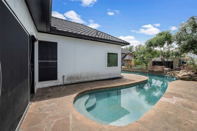 Building Photo - 7517 Waterwood Dr