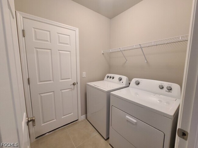 Building Photo - 3153 Cozumel Ct