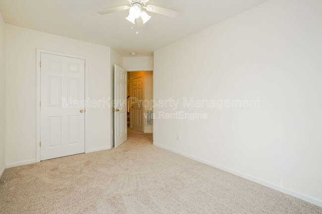 Building Photo - 2611 Ivory Run Way