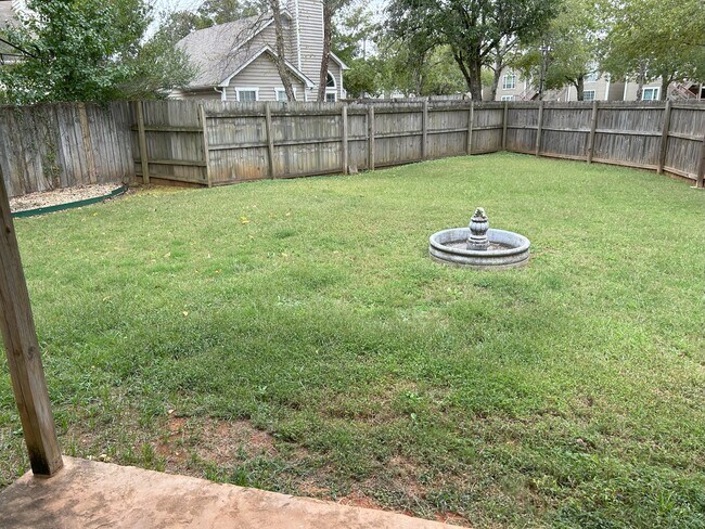 Building Photo - 118 Millstone Ln