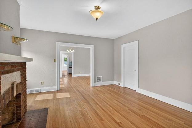 Building Photo - 258 Hickok Ave