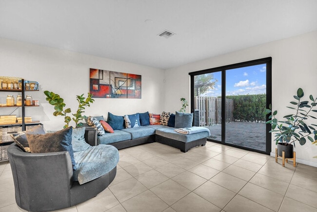 Building Photo - 10973 SW 232nd Terrace