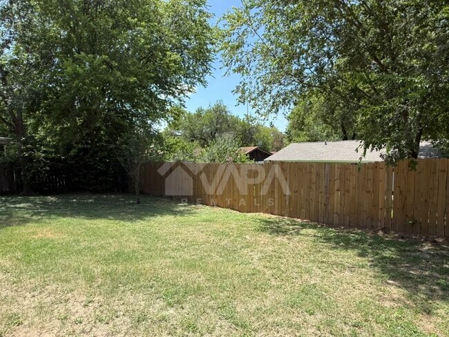 Building Photo - 4558 Los Ranchitos St