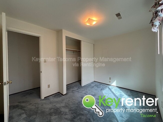 Building Photo - 5124 N 48th St