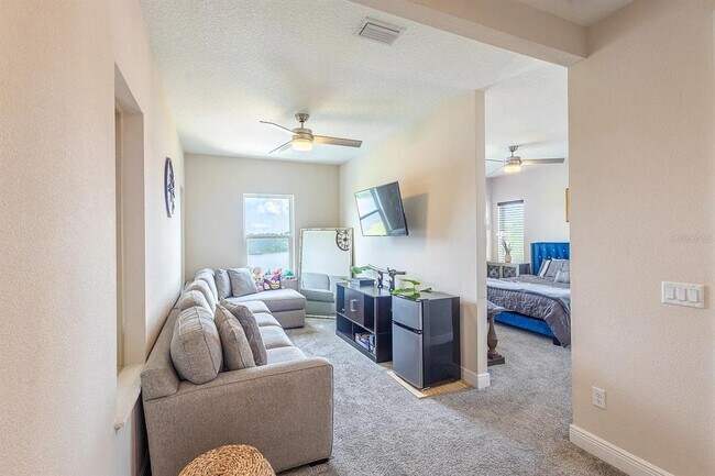 Building Photo - 15711 Panther Lake Dr
