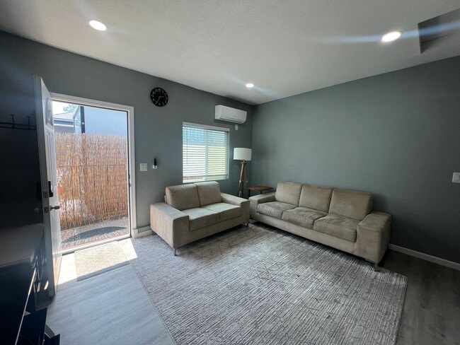 Building Photo - Brand New 1 bed, 1 Ba in-law Unit in San J...