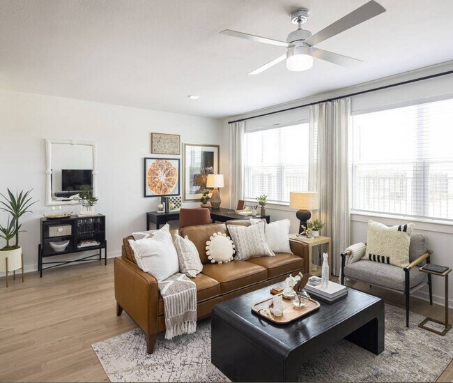 Building Photo - 10203 Karsten Rd