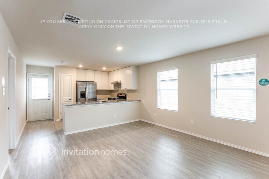 Building Photo - 14650 Calaveras Creek